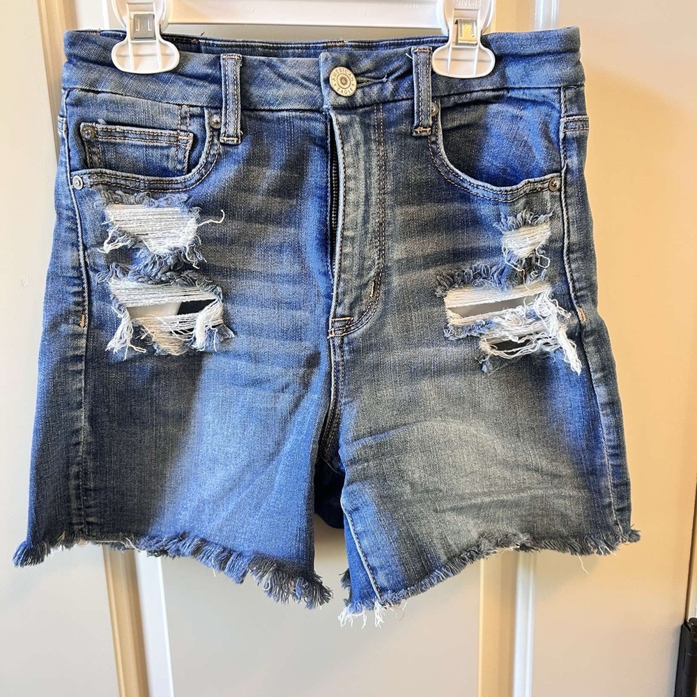 American Eagle Outfitters Jean Shorts, size 4, Distressed Frayed Hem
